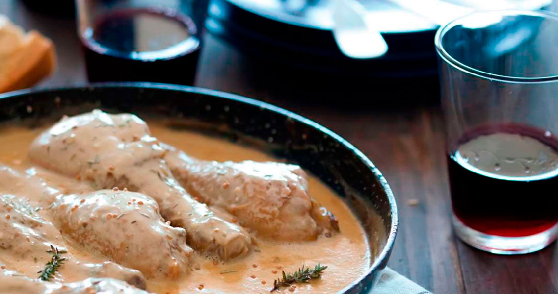 Pollo a la mostaza con crème fraîche