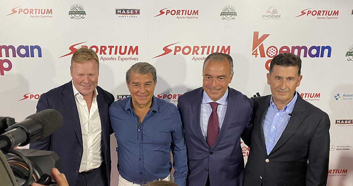 Ronald Koeman (entrenador del FC Barcelona), Joan Laporta (presidente del FC Barcelona), Rafael Yuste (directivo del FC Barcelona) y Santiago Rosell (presidente del Club de Golf Barcelona)