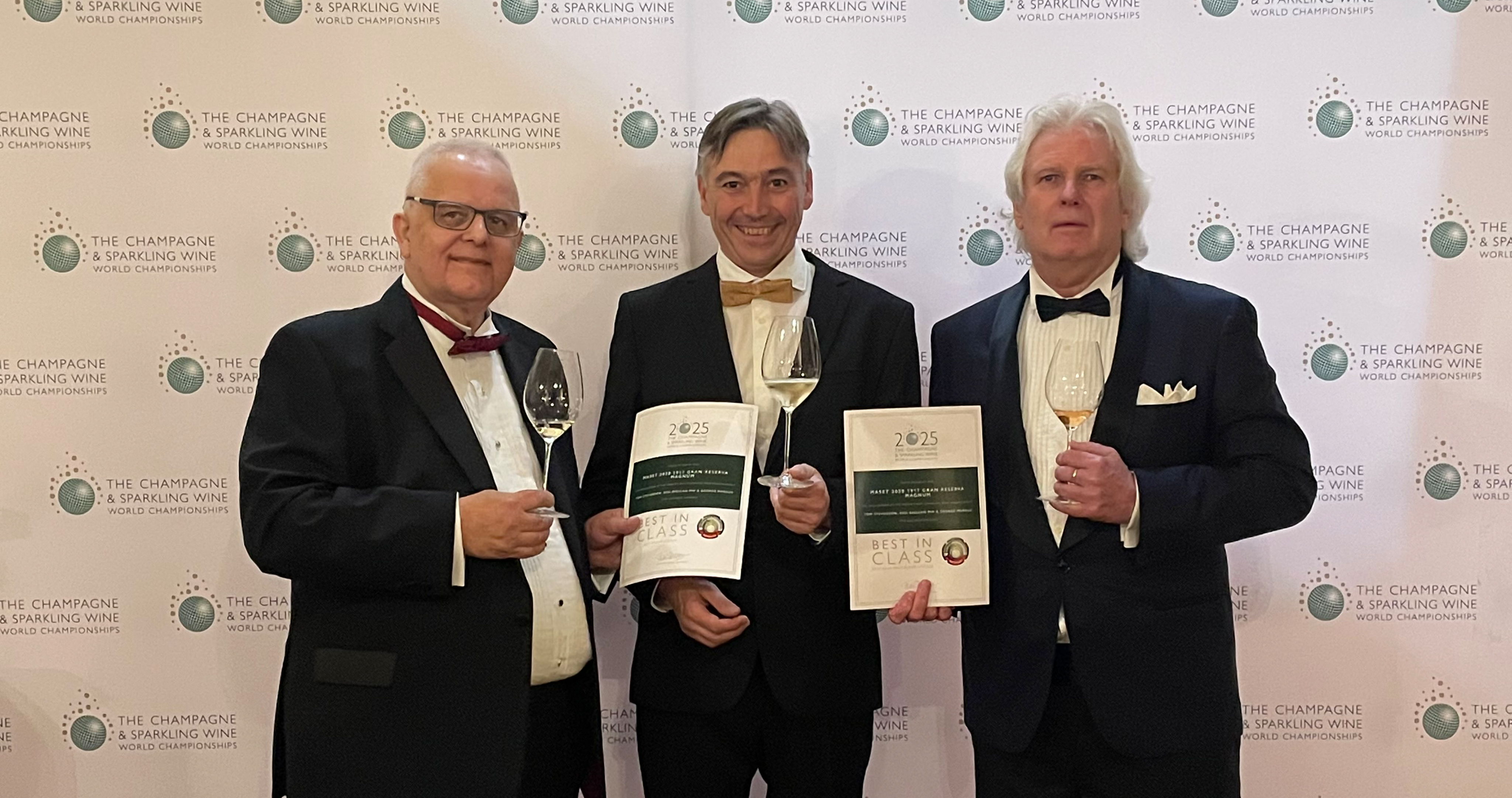 Tom Stevenson, Marc Massana y George Markus en los Best in Class Awards