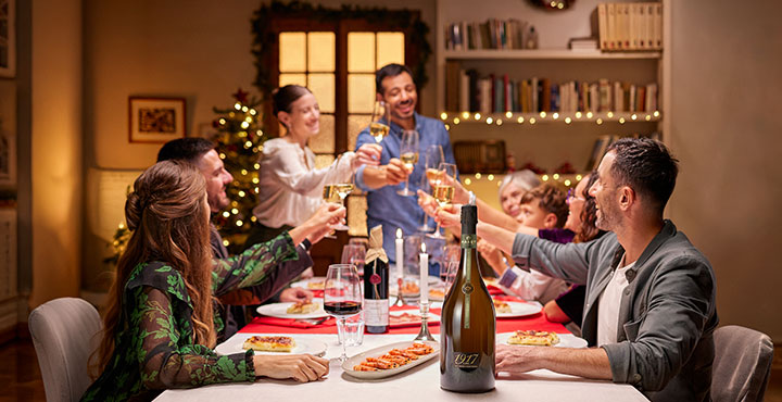 A casa, sempre brindem amb Maset! La nova campanya del celler