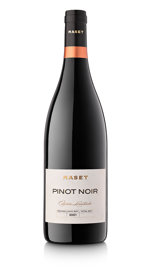 pinot red wine